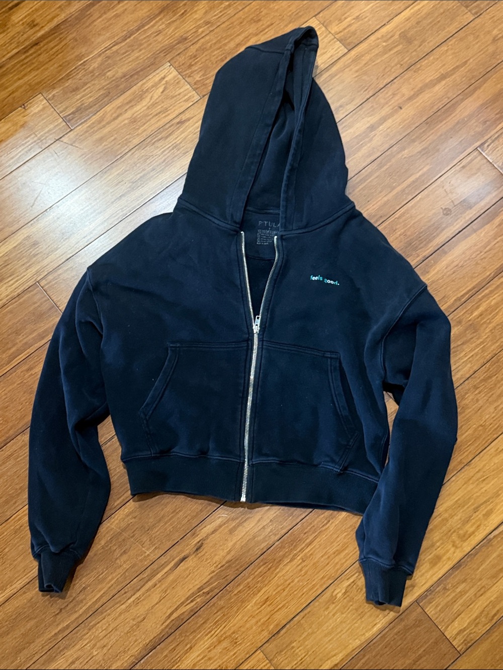 P’tula feels good black cropped zip-up hoodie S